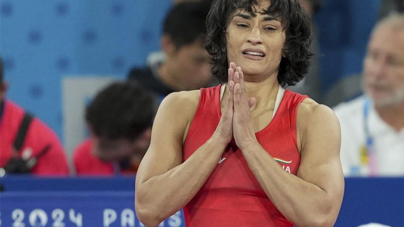 vinesh-phogat-khong-mang-ve-tam-huy-chuong-nao-tai-olympic-2024